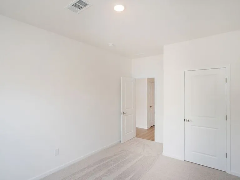 448 Jet Stream Dr — Photo 13