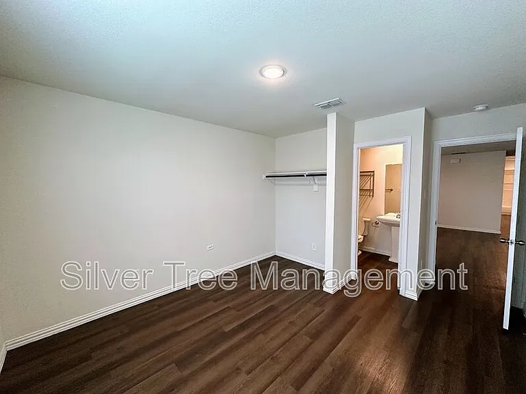 2914 Jones St #A — Photo 21