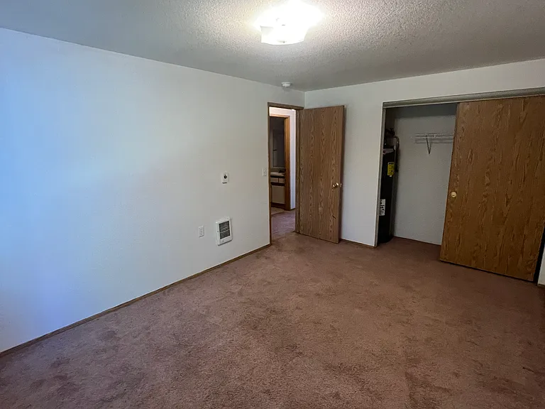 Sundial Apartments — Photo 10