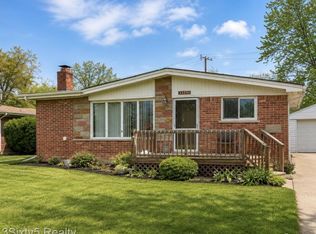 33251 Parkwood St, Westland, MI 48186