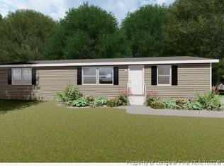 209 Apache Cir, Parkton, NC 28371