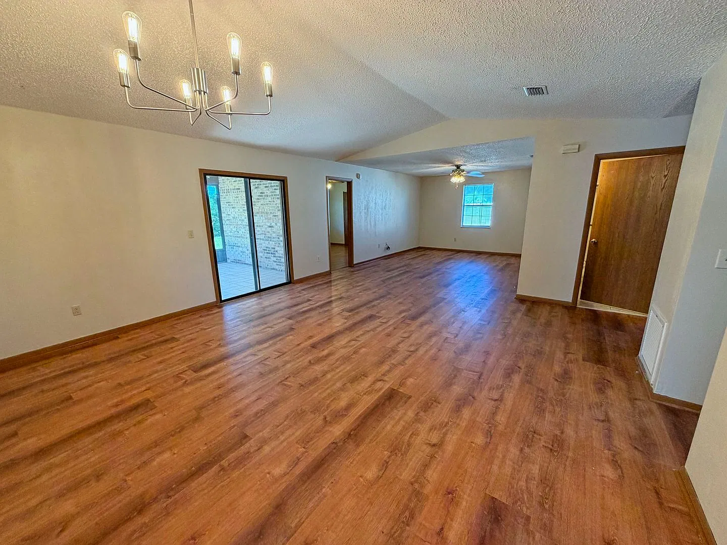 Beautiful 3-bedroom, 2-bathroom home offering 1,676 square feet of comfortable living space — Photo 2