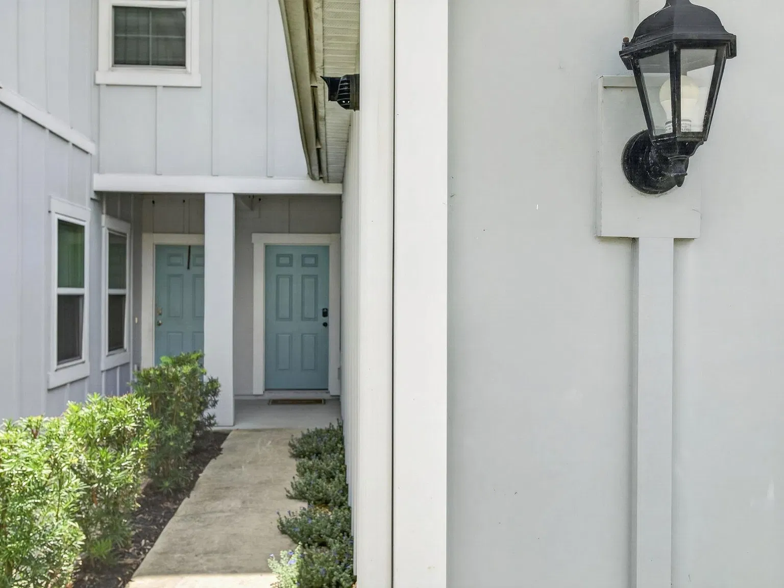2 bed, 2.5 bath, 1210 sqft, $2,050 — Photo 4