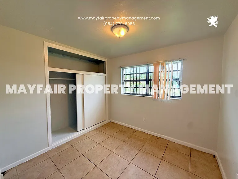 20520 NW 24th Ct — Photo 9