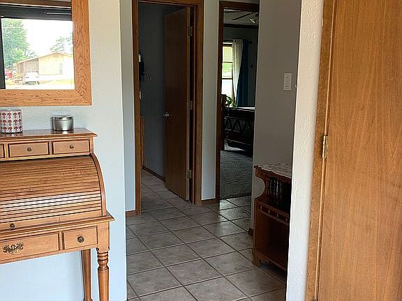 4th image of 2920 Scown Dr