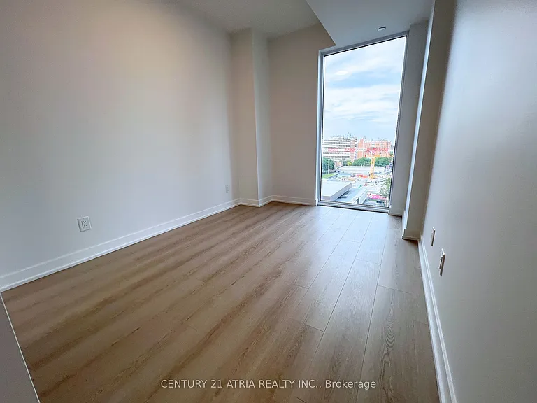 100 Queen St E #1205 — Photo 5