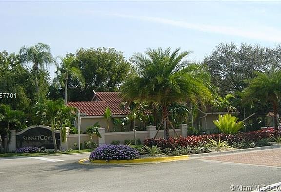5th image of 10140 NW 5th St