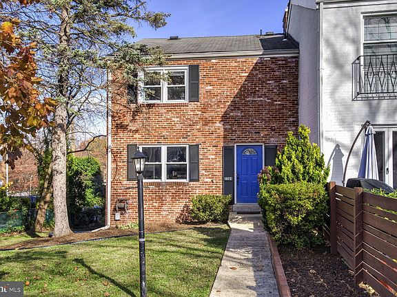 2nd image of 3384 Ardley Ct