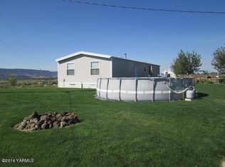 120751 W Heck Rd, Prosser, WA 99350