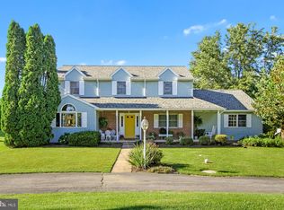 6185 Nora Ln, York, PA 17406
