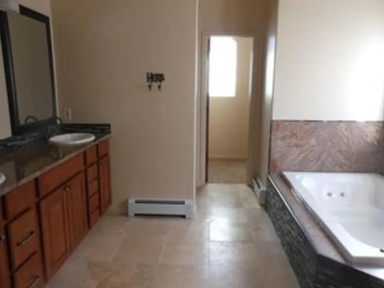 410 Mirada Ct — Photo 12