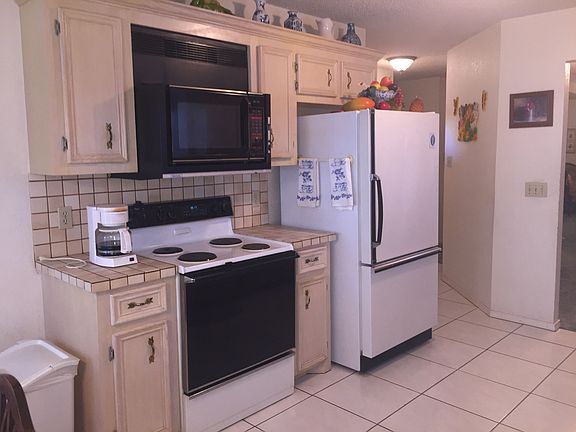 3rd image of 4104 N Palm Dr