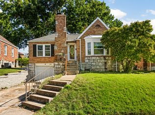 9124 Lucia Dr, Saint Louis, MO 63123