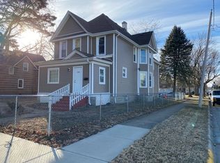 1800 Park Ave, North Chicago, IL 60064