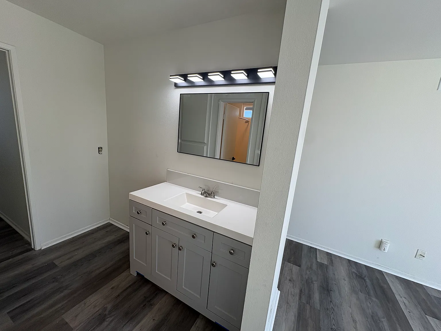 630 2nd St — Photo 3