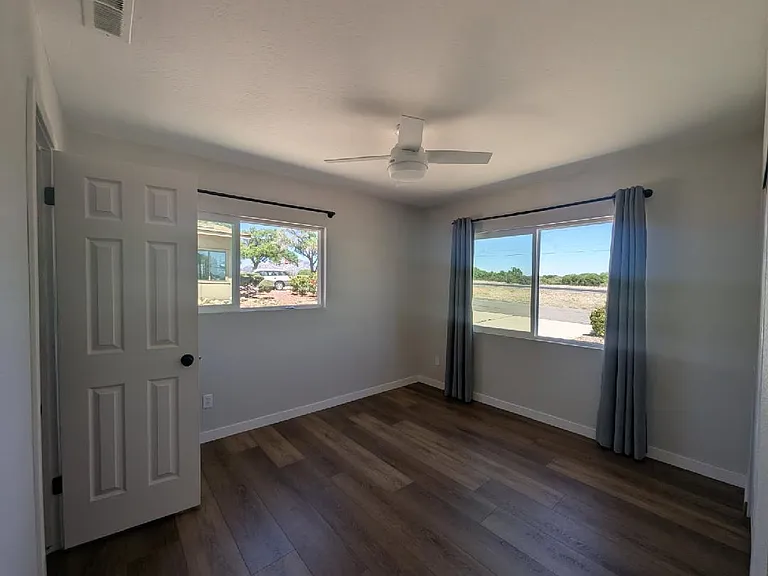 1435 Willow Lake Rd — Photo 18