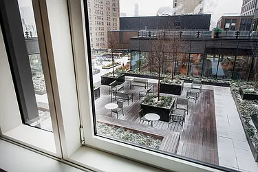 Rented by R New York