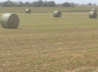 740 N West Rd #US-81, Wellington, KS 67152