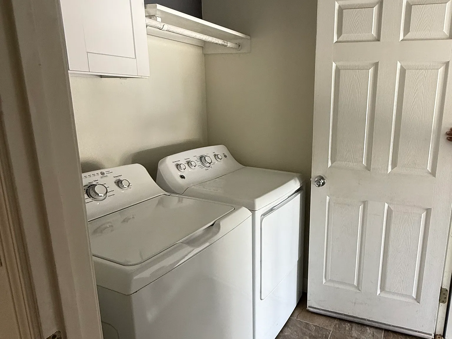 3 bed, 1116 sqft, $1,900 — Photo 1
