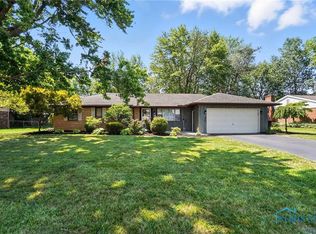 1819 Queenswood Dr, Findlay, OH 45840