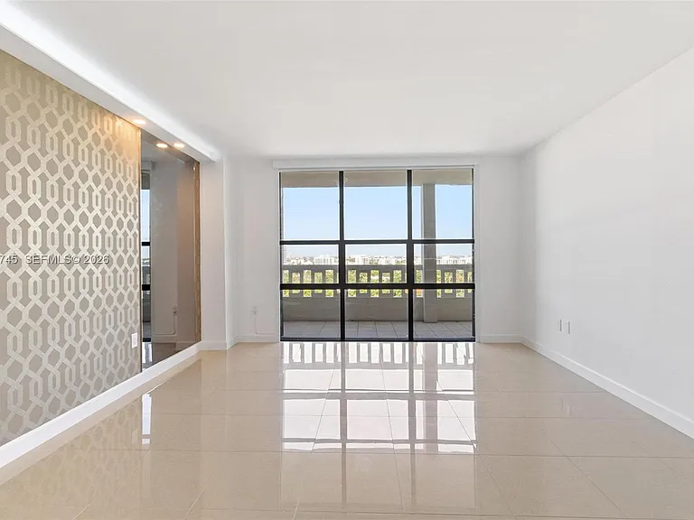 9801 Collins Ave #11O — Photo 7