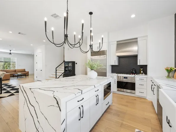 232 Northwood Dr, Flower Mound, TX 75022