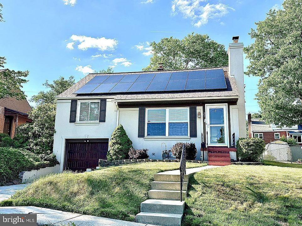 1st image of 23 Margaret Dr