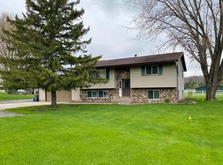 8229 Wheatland Rd, Burlington, WI 53105