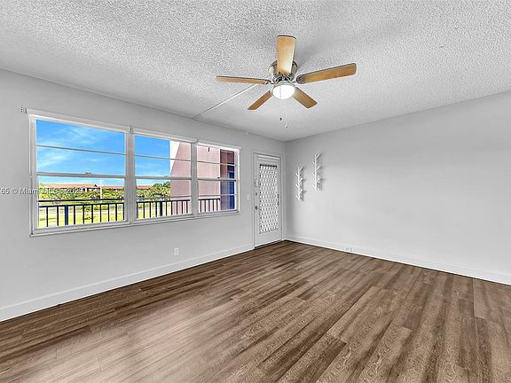 5th image of 551 SW 135th Ave APT 310B