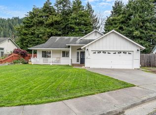 1140 Miller Ct, Rio Dell, CA 95562