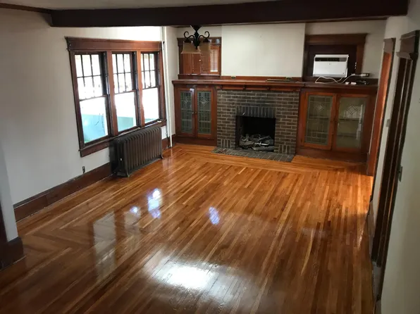 115 E Walnut St, Kingston, PA 18704