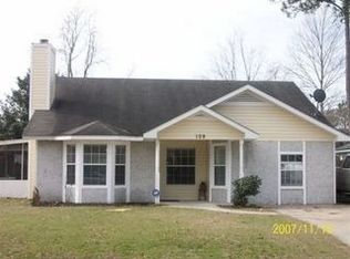 109 Turtle Creek Dr, Brunswick, GA 31525