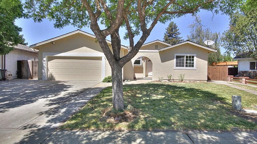 1st image of 15251 Pratola Ct