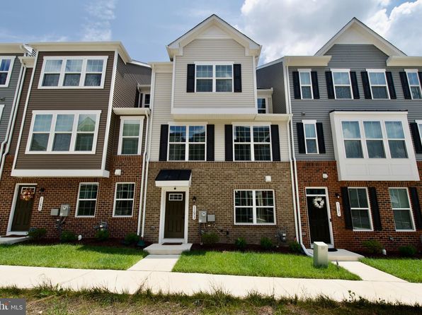 11073 Meridian Hill Way