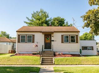 1820 Travis St, La Crosse, WI 54601