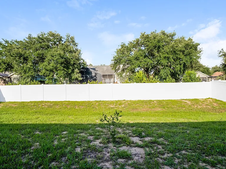 4505 Barbados Loop — Photo 15