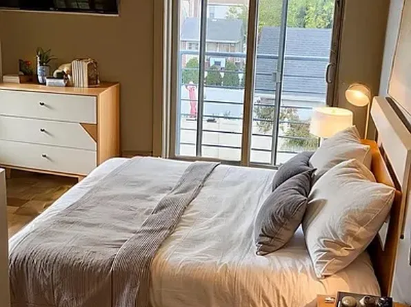 58-07 32nd Avenue image 3 of 6