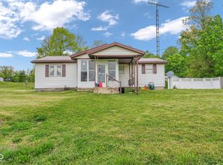 1892 Maze Rd, Spencer, IN 47460