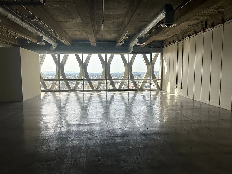2404 Wilshire Blvd #12C — Photo 5