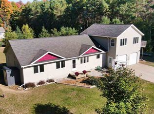 6120 Robins Nest Ln, Bellaire, MI 49615