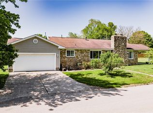 509 Elwood St, Ravenswood, WV 26164