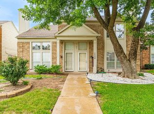 1520 Beach Ln, Arlington, TX 76014