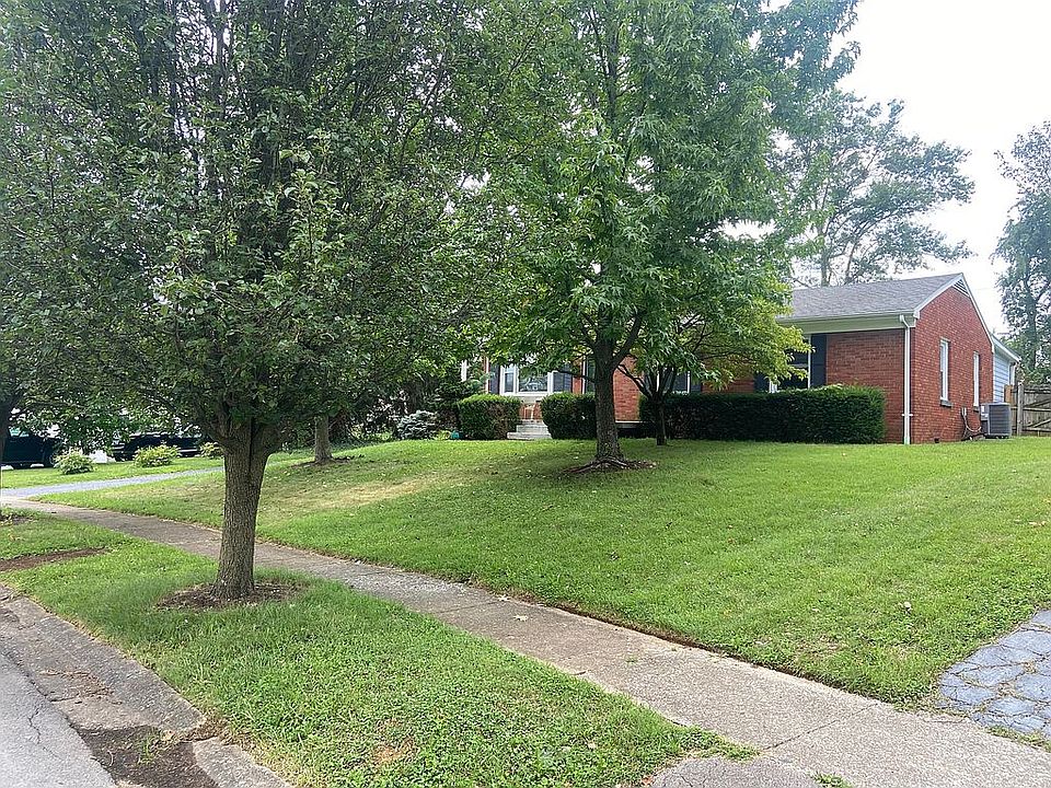 1st image of 513 Claymont Dr