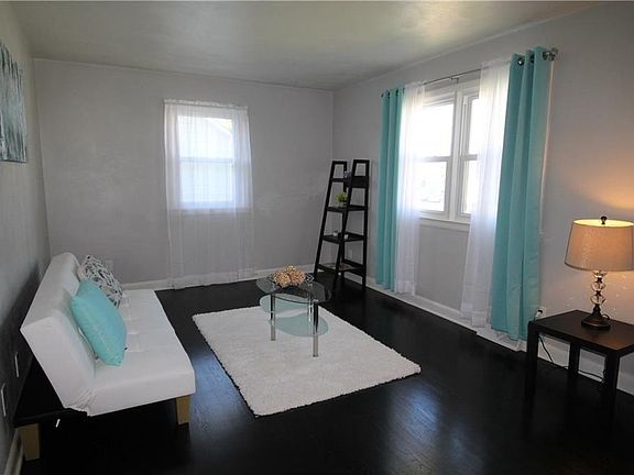 4th image of 3758 Wayne Cir #A