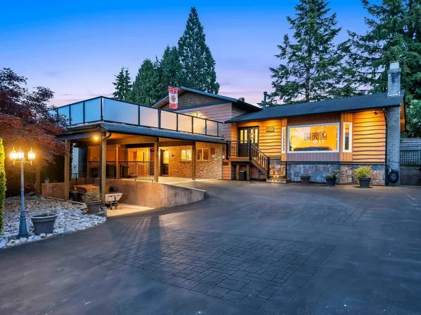 526 Yale Rd, Pt Moody, BC V3H 3K3