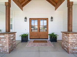 83204 E Sagebrush Rd, Kennewick, WA 99338