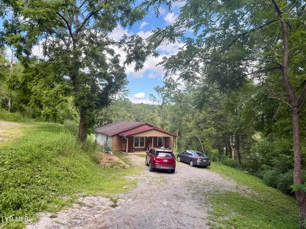 116 J C Vines Rd, Hampton, TN 37658