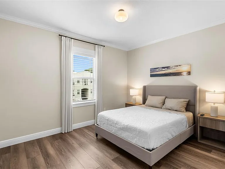 2915 W Bay View Ave — Photo 34