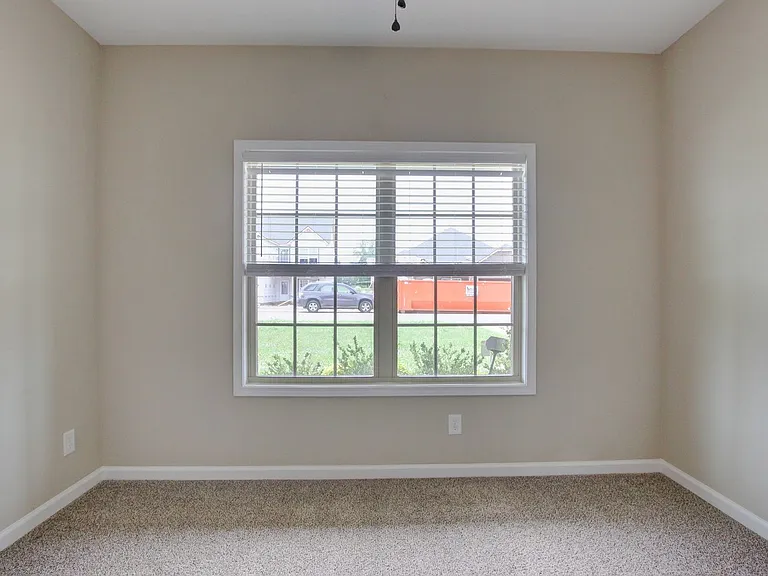 2547 Rafiki Dr — Photo 53