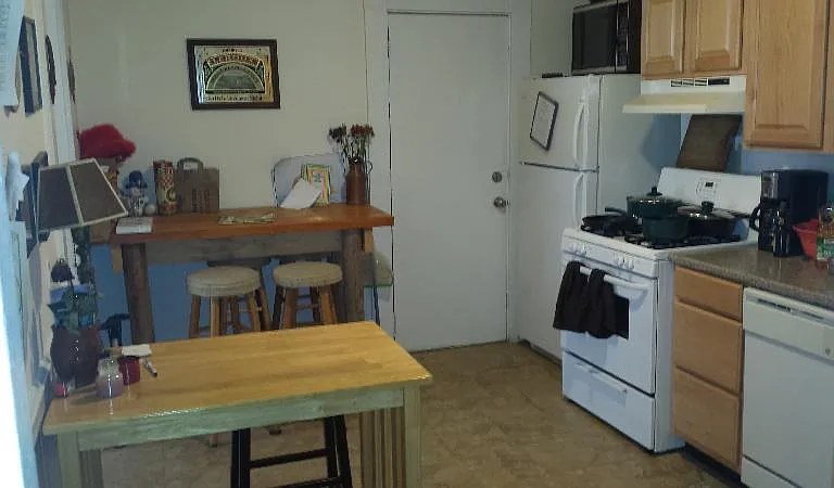 13 Vinal Ave #13L — Photo 1